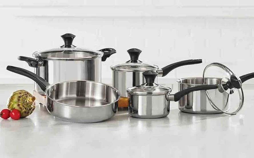 Batterie de cuisine de 10 pièces de Total Clad de Remy Olivier